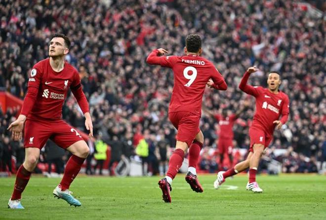 曼联与西汉姆联之战，梅诺再次坐足90分钟冷板凳。