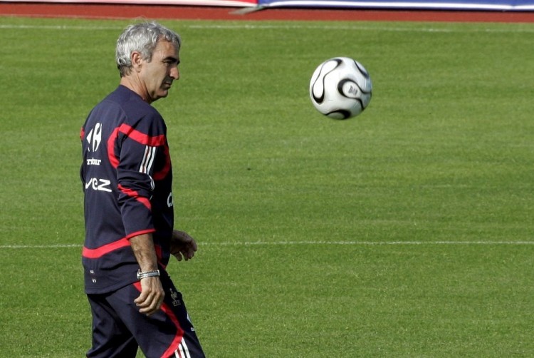 湖人赢球！詹姆斯关键时刻攻防一体！连得10分、绝杀抢断！