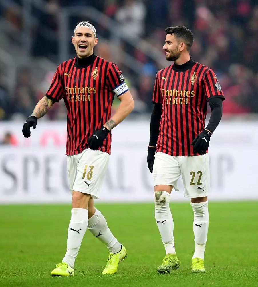 离谱！因内裤颜色与裁判发生争吵，印度球队果阿队长赛前染红