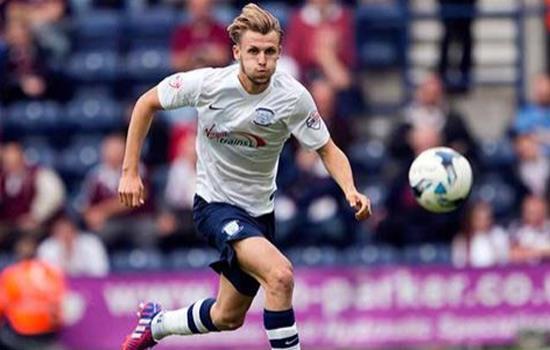 詹姆斯空砍准三双，15篮板大幅刷新个人赛季新高